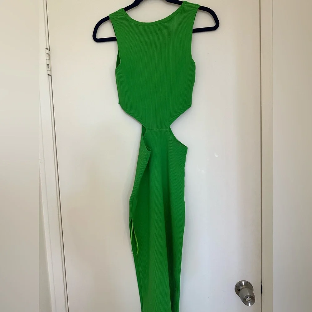 White Fox Green Ribbed Dress - Picture 5 of 6